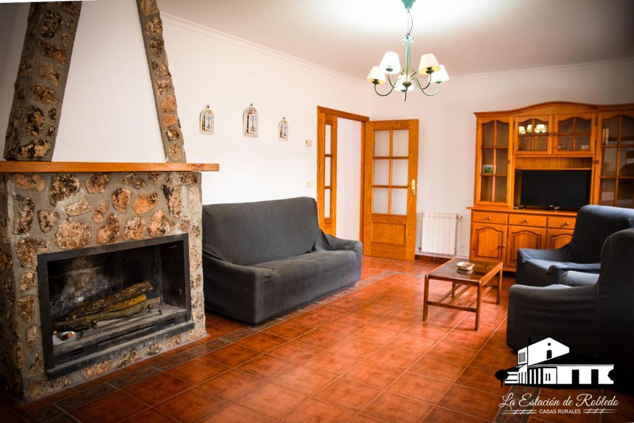 Casas Rurales La Estacion De Robledo Εξωτερικό φωτογραφία